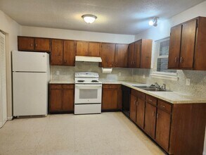 5234 Donlyn Dr-Unit -Unit B in Chattanooga, TN - Building Photo - Building Photo