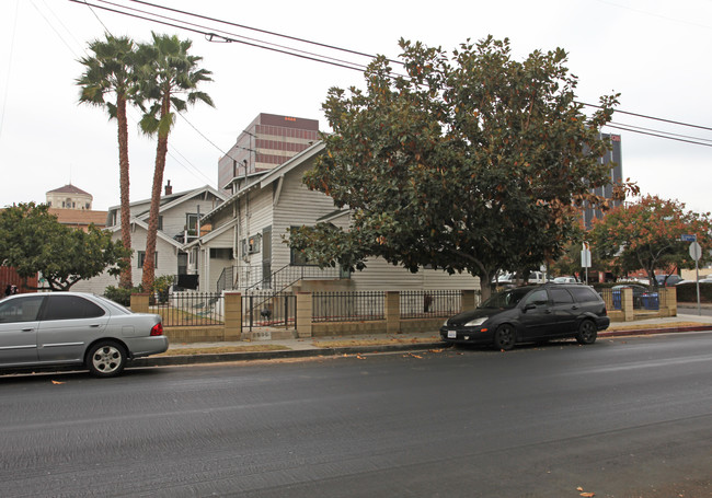 1405 N Hudson Ave in Los Angeles, CA - Building Photo - Building Photo