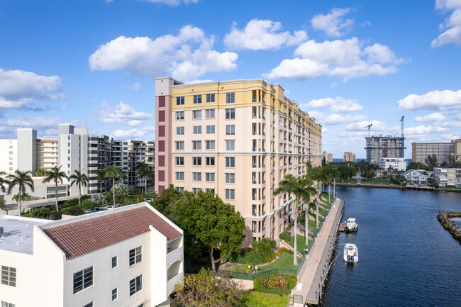 The Pointe at Pompano Beach in Pompano Beach, FL - Building Photo - Building Photo