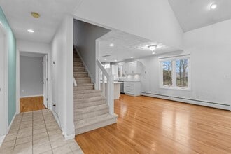 43 Sage Dr in Cranston, RI - Building Photo - Building Photo