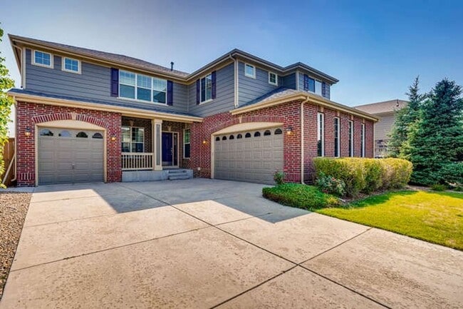 property at 24742 E Crestridge Pl