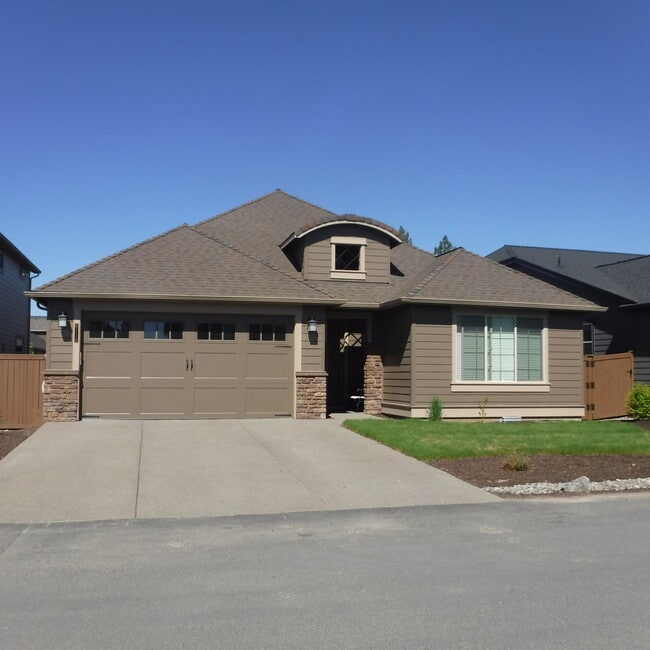 property at 61116 SE Stari Most Loop