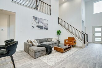 12827 Barnsbury Ln in Houston, TX - Building Photo - Building Photo