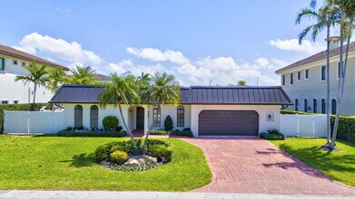856 Dover St in Boca Raton, FL - Building Photo - Building Photo