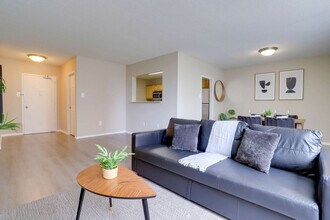 1515 Richmond Hwy in Arlington, VA - Building Photo - Building Photo