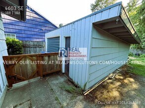 4603 SE 34th Ave in Portland, OR - Building Photo - Building Photo