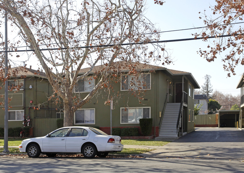 1081 N 5th St in San Jose, CA - Building Photo