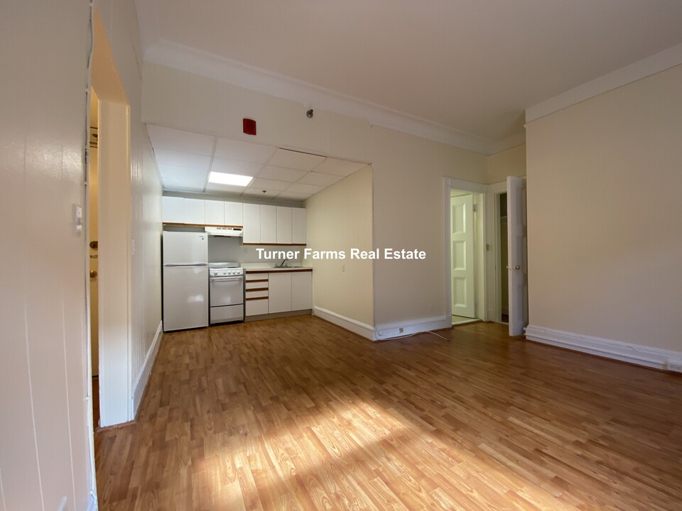 67 Boylston St, Unit 726 in Boston, MA - Building Photo