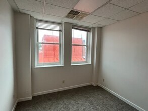 508 E Main St in Elizabeth City, NC - Building Photo - Building Photo