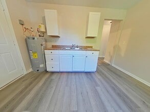 337 Ennis St in High Point, NC - Building Photo - Building Photo