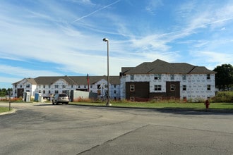 Maple Brook at Golden Pond West in Kent, OH - Building Photo - Building Photo