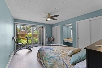 260 Crown Oaks Way, Unit 102 in Longwood, FL - Building Photo - Building Photo