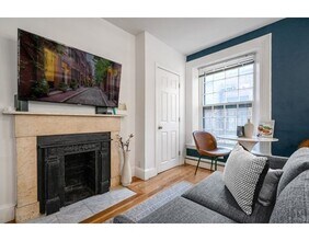 20 Joy St, Unit 4 in Boston, MA - Building Photo - Building Photo