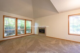 790 SW 202nd Terrace in Beaverton, OR - Building Photo - Building Photo
