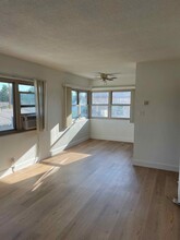 1825 S Monterey St, Unit B in Alhambra, CA - Building Photo - Building Photo