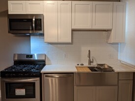 29 W Blake Ave in Columbus, OH - Building Photo