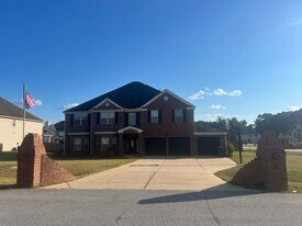2 Juno St in Fort Mitchell, AL - Building Photo