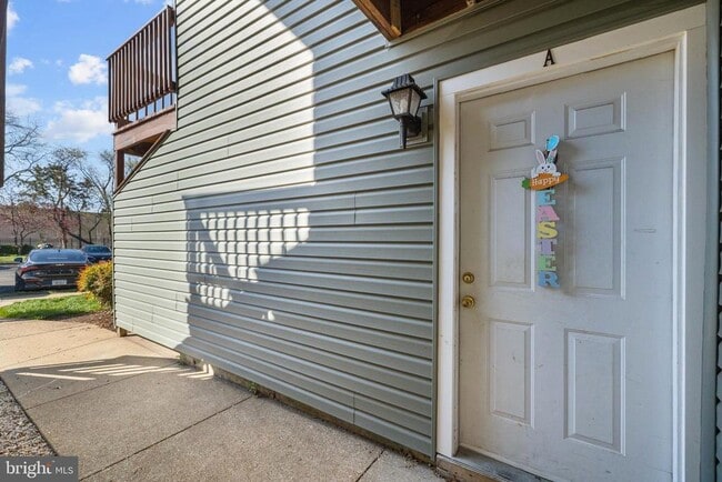 8630 Beekman Pl in Alexandria, VA - Building Photo - Building Photo