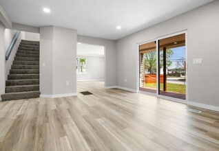 305 N Pike Ave in Bolivar, MO - Building Photo - Building Photo