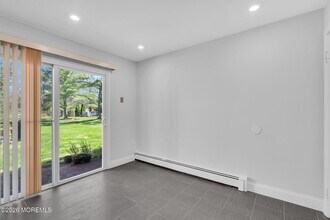 96 East Ave in Atlantic Highlands, NJ - Foto de edificio - Building Photo