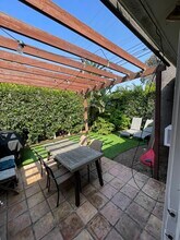 1631 Michigan Ave in Santa Monica, CA - Foto de edificio - Building Photo