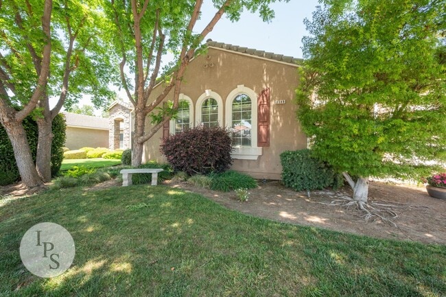 2389 Prescott Ave in Clovis, CA - Building Photo - Building Photo