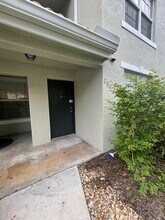 160 SW Peacock Blvd in Port St. Lucie, FL - Building Photo - Building Photo