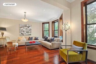 564 5th St in Brooklyn, NY - Building Photo - Building Photo