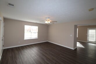 100-102 Aubrey Dr in Nicholasville, KY - Building Photo - Building Photo