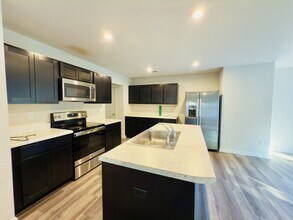 5147 Downhaul Dr in Charlotte, NC - Building Photo - Building Photo
