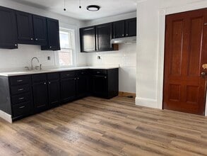 120 Graham St in Gardner, MA - Building Photo - Building Photo