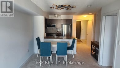1346 Danforth Rd in Toronto, ON - Building Photo - Building Photo