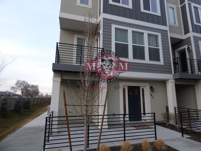 property at 4744 Hillhouse Cv