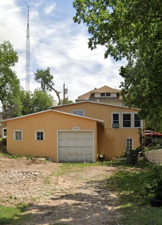 1504 3rd Ave in Dodge City, KS - Building Photo