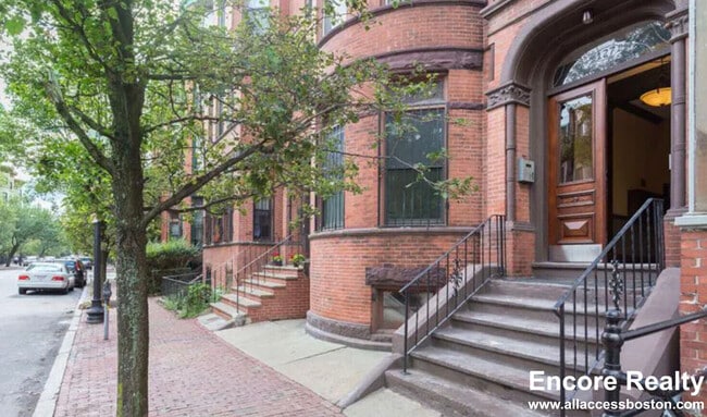 131 Saint Botolph St, Unit 9 in Boston, MA - Foto de edificio - Building Photo