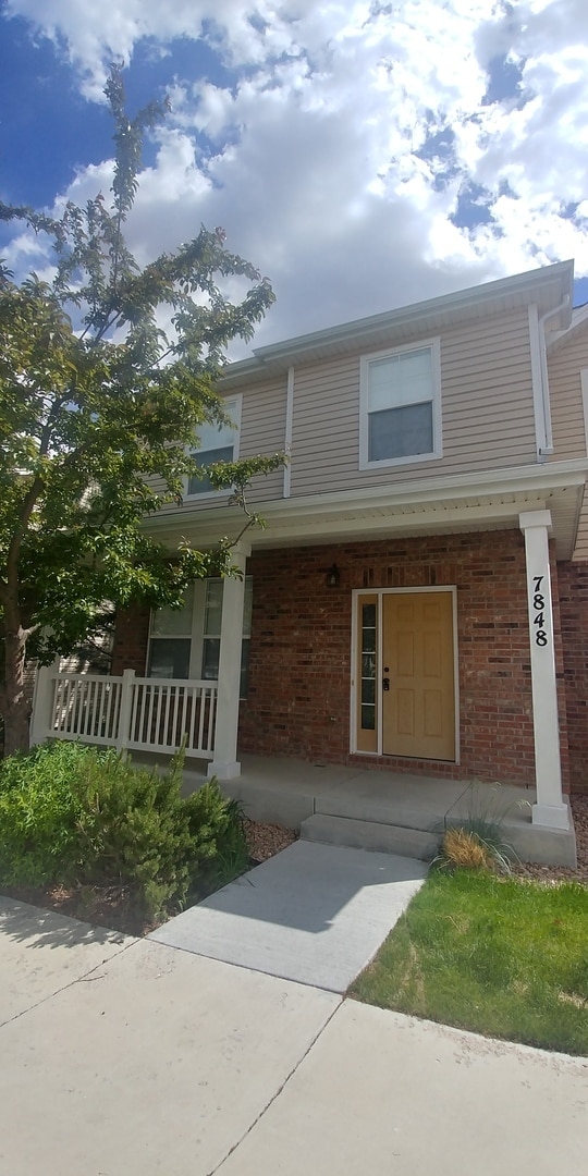 property at 7848 Sandy Springs Point