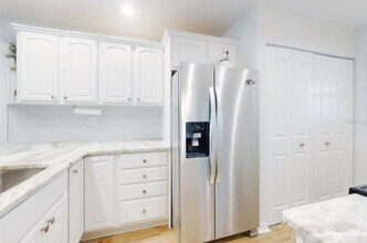 454 Bouchelle Dr, Unit 454 Bouchelle 202 in New Smyrna Beach, FL - Foto de edificio - Building Photo