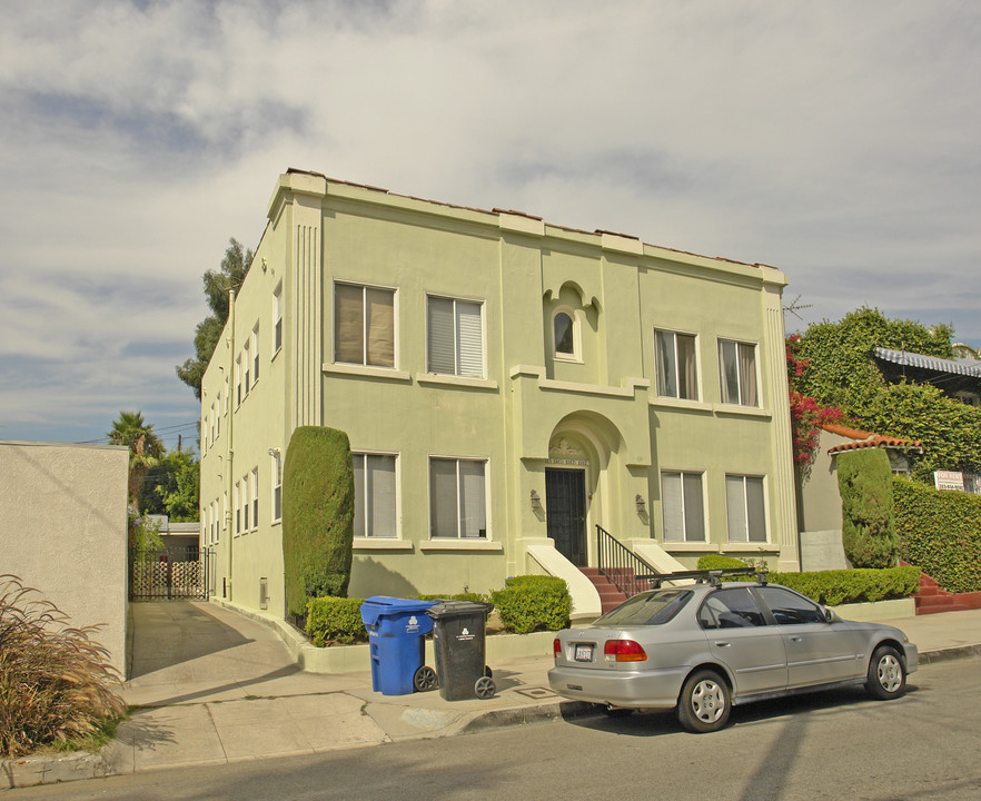 1315 N Stanley Ave in Los Angeles, CA - Building Photo