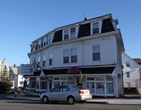 44-48 Ocean St in Lynn, MA - Foto de edificio - Building Photo