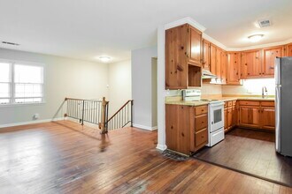 4100 Pierce Rd in College Park, GA - Building Photo - Building Photo