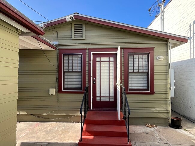 3945 4th Ave, Unit 3 in San Diego, CA - Foto de edificio - Building Photo