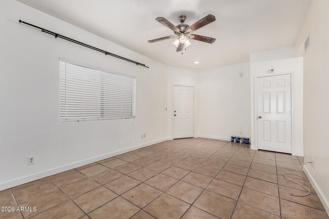 743 E Pepper Dr in Casa Grande, AZ - Building Photo - Building Photo