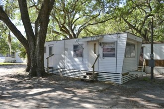 Shady Oaks Mobile Home Park in Davenport, FL - Building Photo - Building Photo