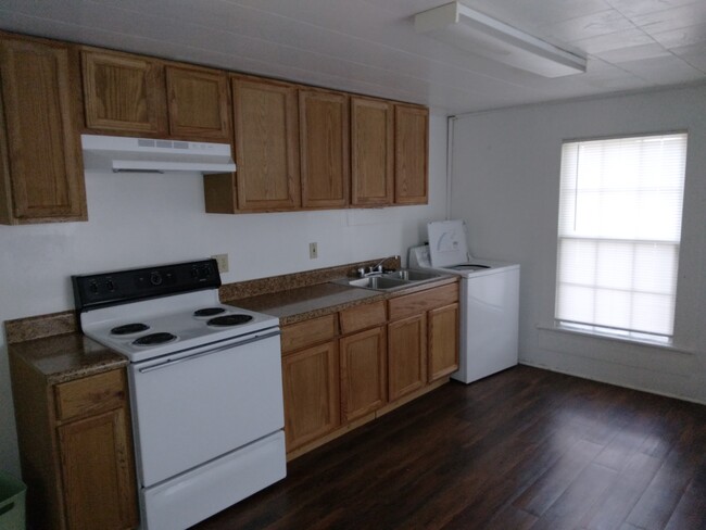 7 Bank St in Sunbury, NC - Building Photo - Building Photo