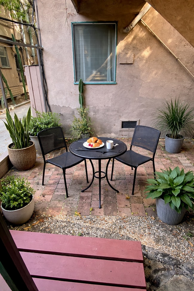 7270 1/2 Fountain Ave, Unit 7270 1/2 in West Hollywood, CA - Building Photo - Building Photo