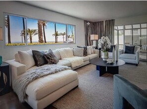 101 California Ave in Santa Monica, CA - Building Photo - Building Photo