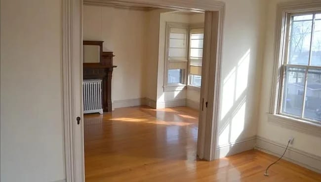 99 Governor St, Unit 2nd Floor in Providence, RI - Foto de edificio - Building Photo