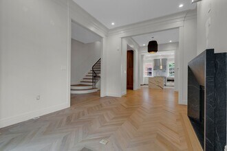 352 Marlborough St in Boston, MA - Building Photo - Building Photo