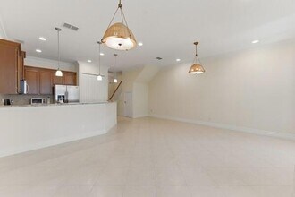 6109 NW Kendra Ln in Port St. Lucie, FL - Building Photo - Building Photo