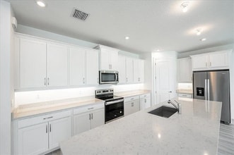 3518 NW Solange Ct in Jensen Beach, FL - Building Photo - Building Photo